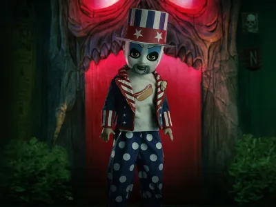 **PRE-ORDER** MEZCO LIVING DEAD DOLLS House of 1000 Corpses - Captain Spaulding Doll **PRE-ORDER** MEZCO LIVING DEAD DOLLS House of 1000 Corpses - Captain Spaulding Doll
