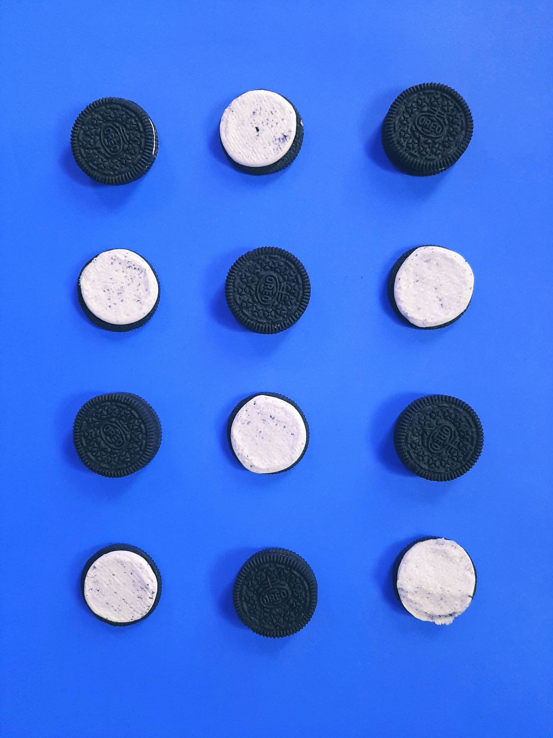 Cookies and cream 6 oz tin candle