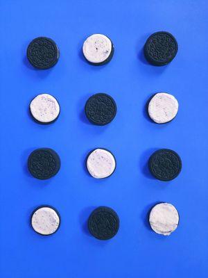Cookies and cream wax melt crumbles