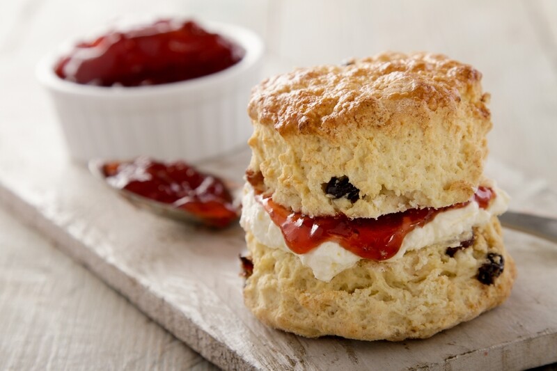SCONES - Scones containing Sultanas, Freshly made on the premises daily. Great for afternoon tea or a decadent treat when the feeling suits. 4 Large scones to a pack. SCONES - Scones containing Sultanas, Freshly made on the premises daily. Great for afternoon tea or a decadent treat when the feeling suits. 4 Large scones to a pack.