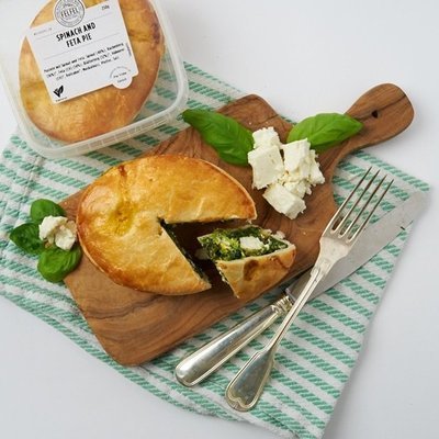 SPINACH & FETA PIE (V) - Spinach and creamy Feta Cheese combined with Swiss Free Range Eggs, Cream and a gentle kiss of nutmeg running through the filling. SPINACH & FETA PIE (V) - Spinach and creamy Feta Cheese combined with Swiss Free Range Eggs, Cream and a gentle kiss of nutmeg running through the filling.