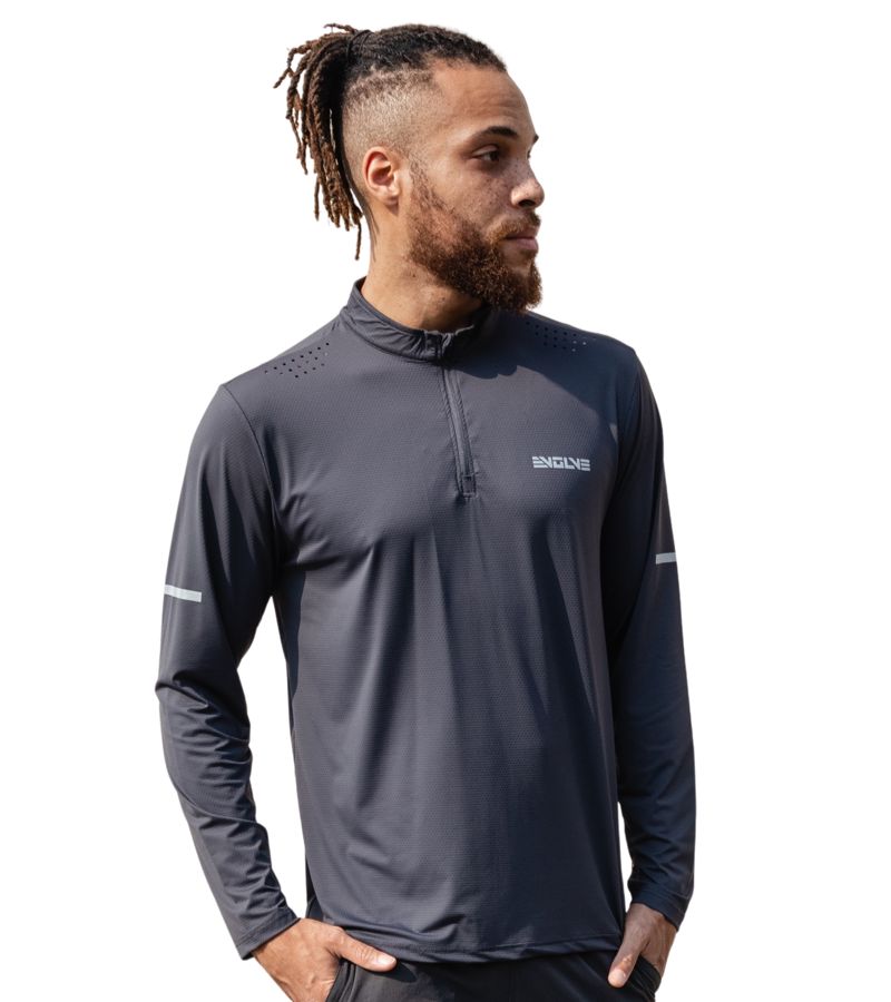 Black Evolve Half zipper - L