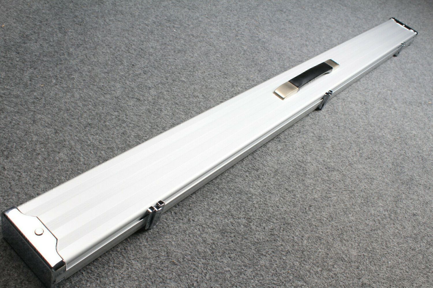 Strong Aluminium 3/4 Three Compartment Hard Snooker / Pool Cue Case