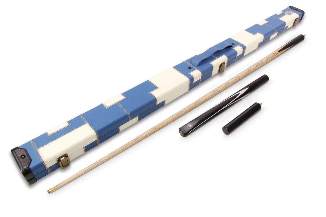 Striker 3/4 Jointed Snooker Pool Cue Set + Deluxe White and Blue Patch Case