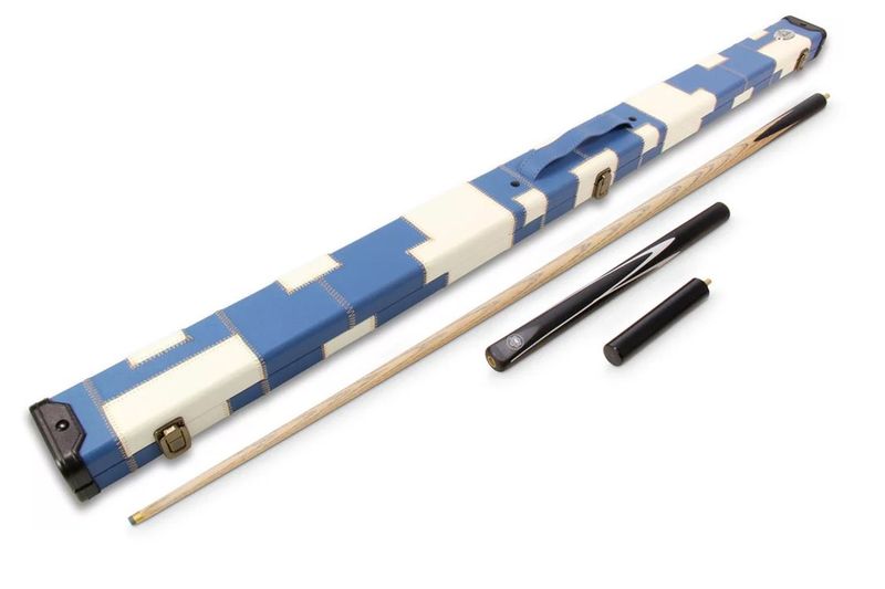 Striker 3/4 Jointed Snooker Pool Cue Set + Deluxe White and Blue Patch Case