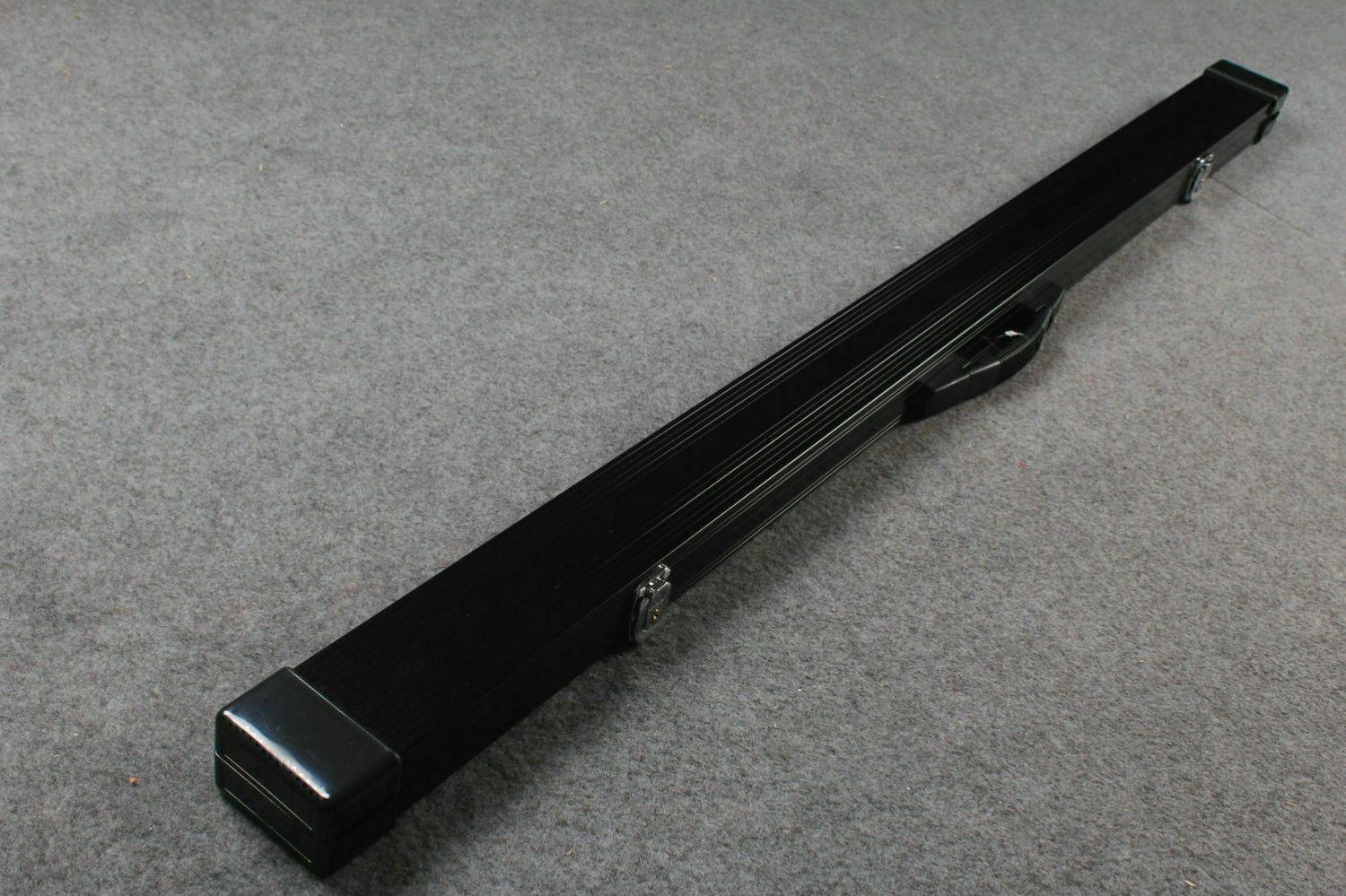 Deluxe Black Aluminium 3/4 Snooker Cue Case Deluxe Black Aluminium 3/4 Snooker Cue Case