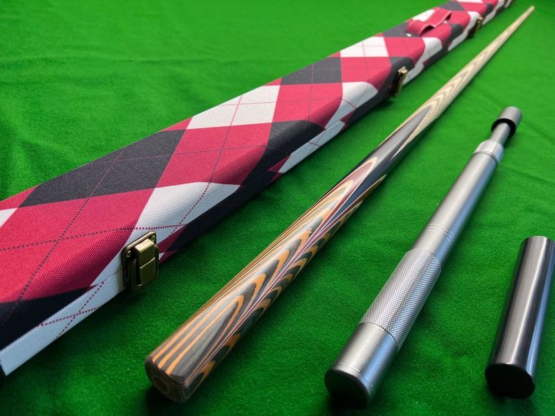 1 Piece Handmade Black Ebony Snooker Pool Cue Set With Deluxe Case and Telescopic Extensions