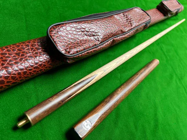Quality 57 Inch 3/4 Ash and Walnut Snooker / Pool Cue with Case and 9.5mm Tip