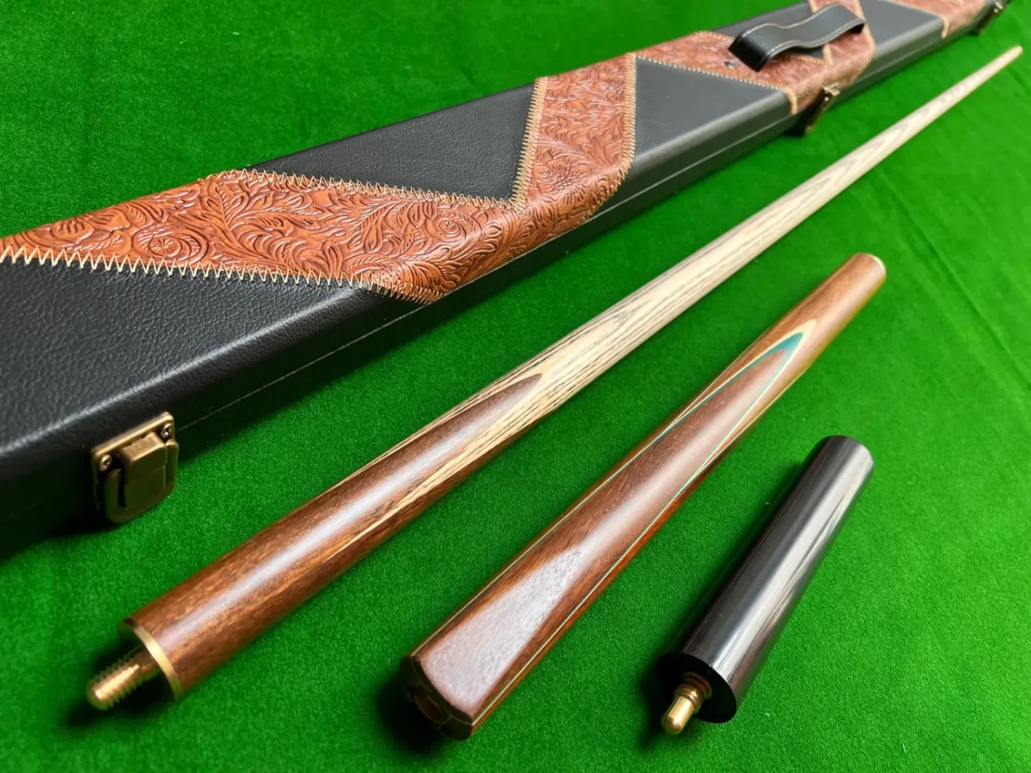 57 Inch Hand Spliced 3/4 Ash Snooker / Pool Cue Set with 8.5mm Tip + Luxury Case