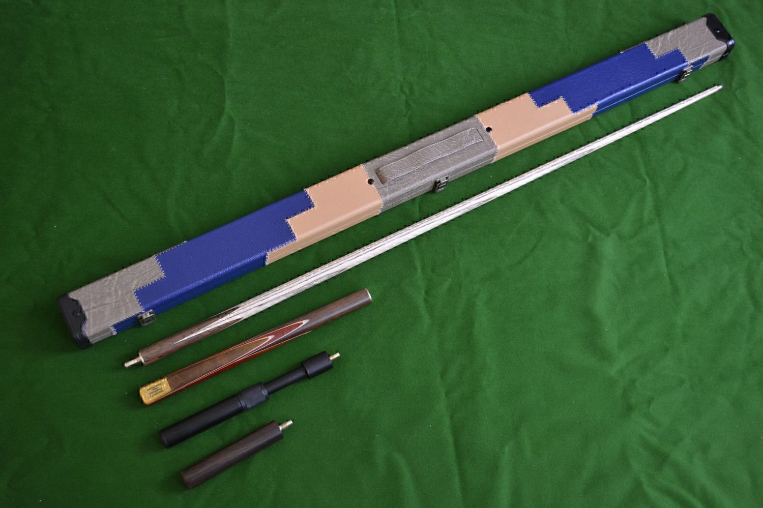 Handmade 4 Piece Snooker Cue Set with Leather Case, Telescopic Extension and Mini Butt Handmade 4 Piece Snooker Cue Set with Leather Case, Telescopic Extension and Mini Butt