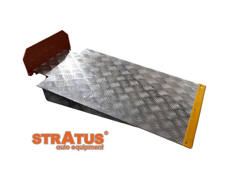 Stratus Aluminum Ramps 4 Post Parking Lift