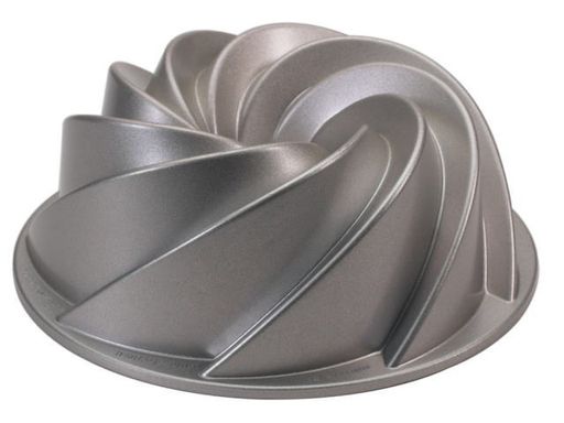 Nordic Ware Heritage Bundt Pan