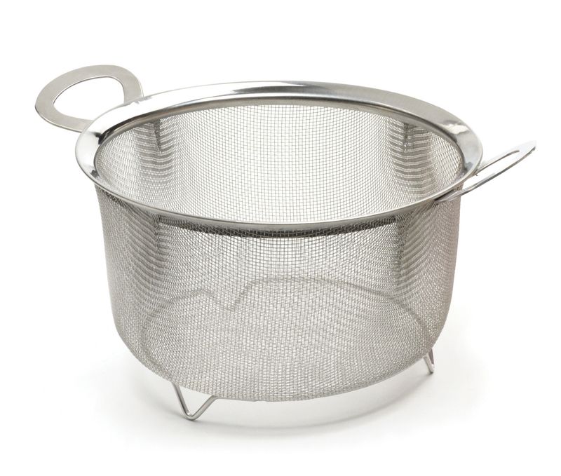 3 quart Strainer