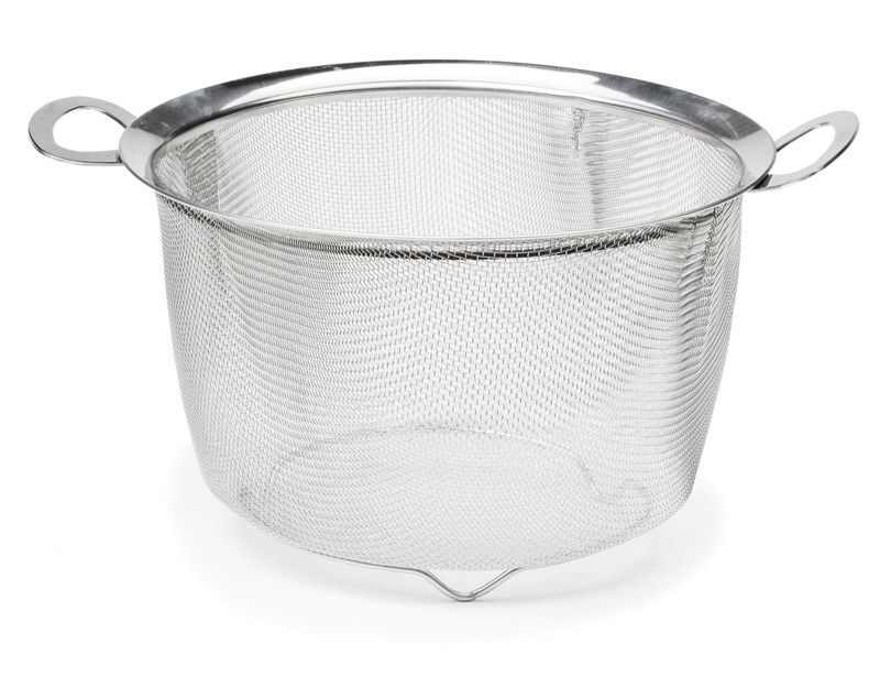 4 quart Strainer
