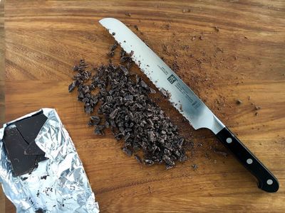 Zwilling J.A. Henckels 8" Pro Bread Knife
