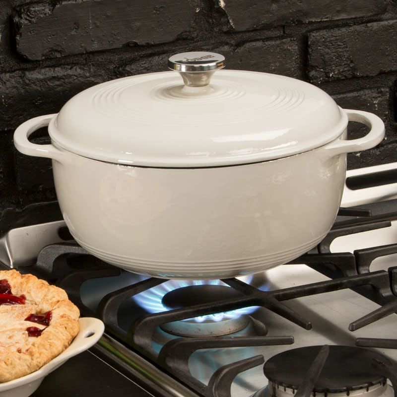 Lodge 6 quart Round Oyster White Dutch Oven