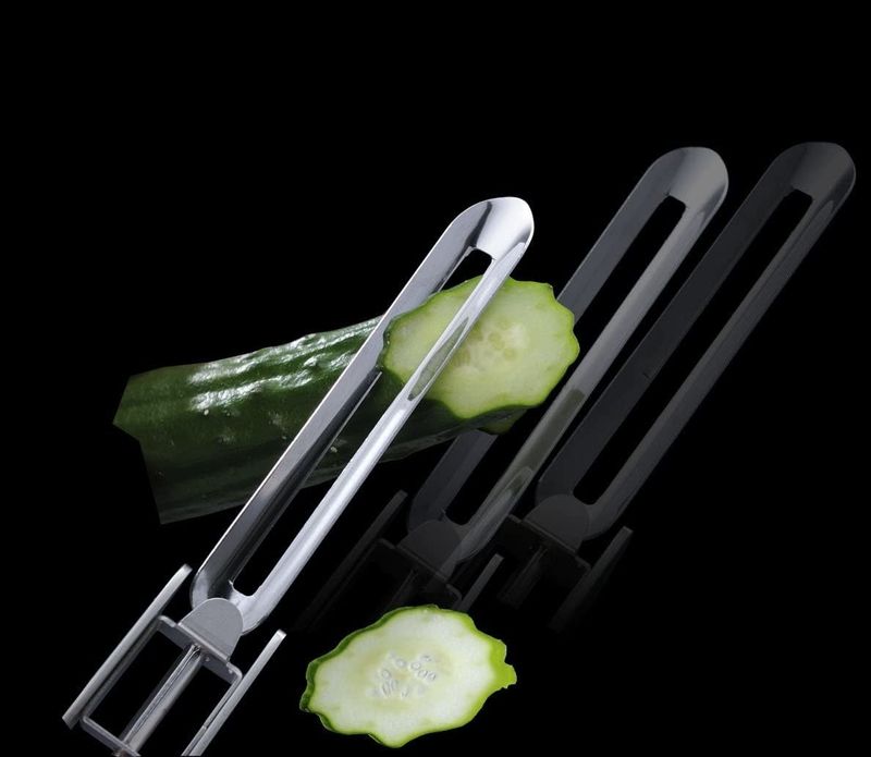 Japanese Swivel Peeler
