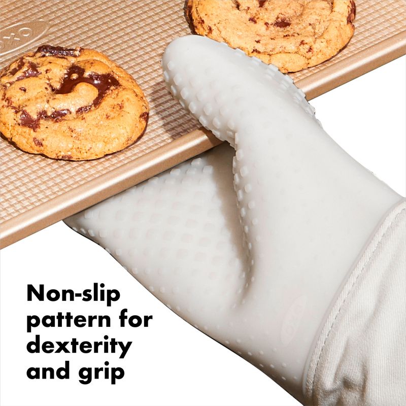OXO Oat Silicone Oven Mitt