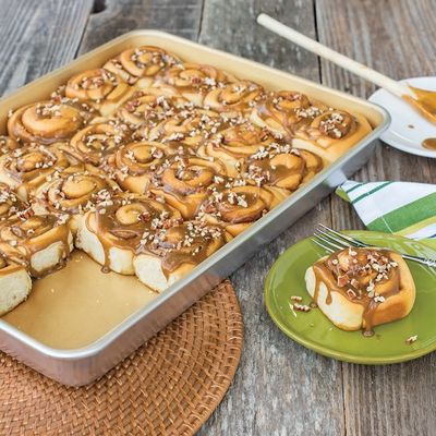 Nordic Ware Baker's High Half Sheet (18 x 13 x 2") Baking Pan