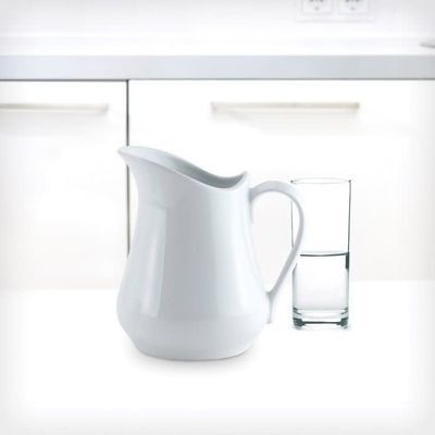 32oz White Pitcher