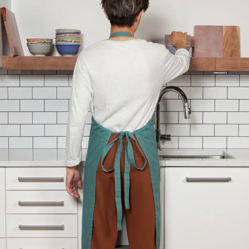 Lagoon Apron