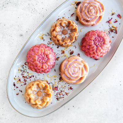 Nordic Ware Floral Cake Pan
