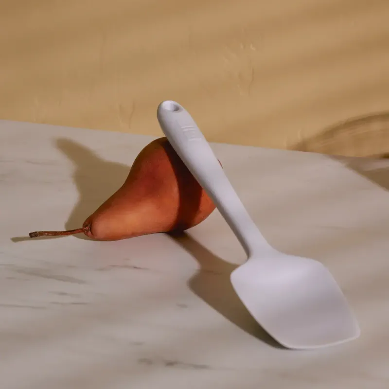 Get it Right Studio White Mini Spoonula