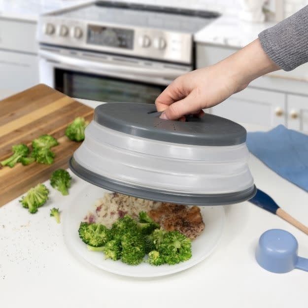 Tovolo Collapsible Charcoal Microwave Cover