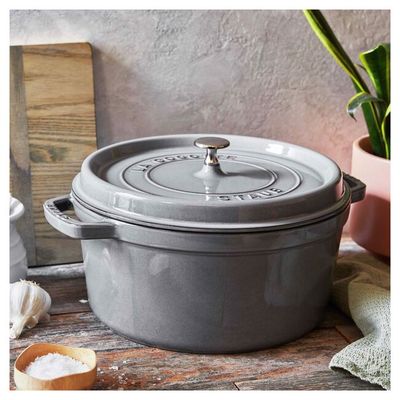 Staub 7 quart Graphite Grey Dutch Oven