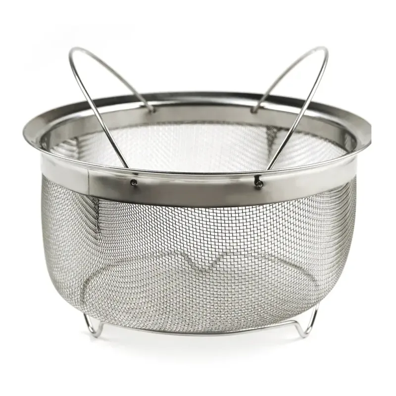 3 quart Mesh Colander with Folding Handles