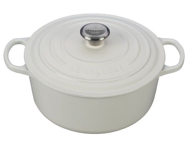 Le Creuset 5.5 quart Round White Dutch Oven