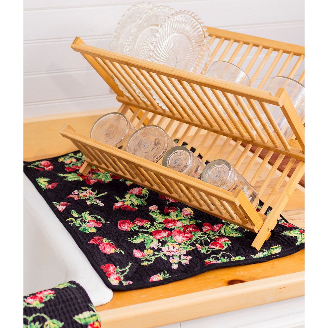 April Cornell Black Strawberry Drying Mat