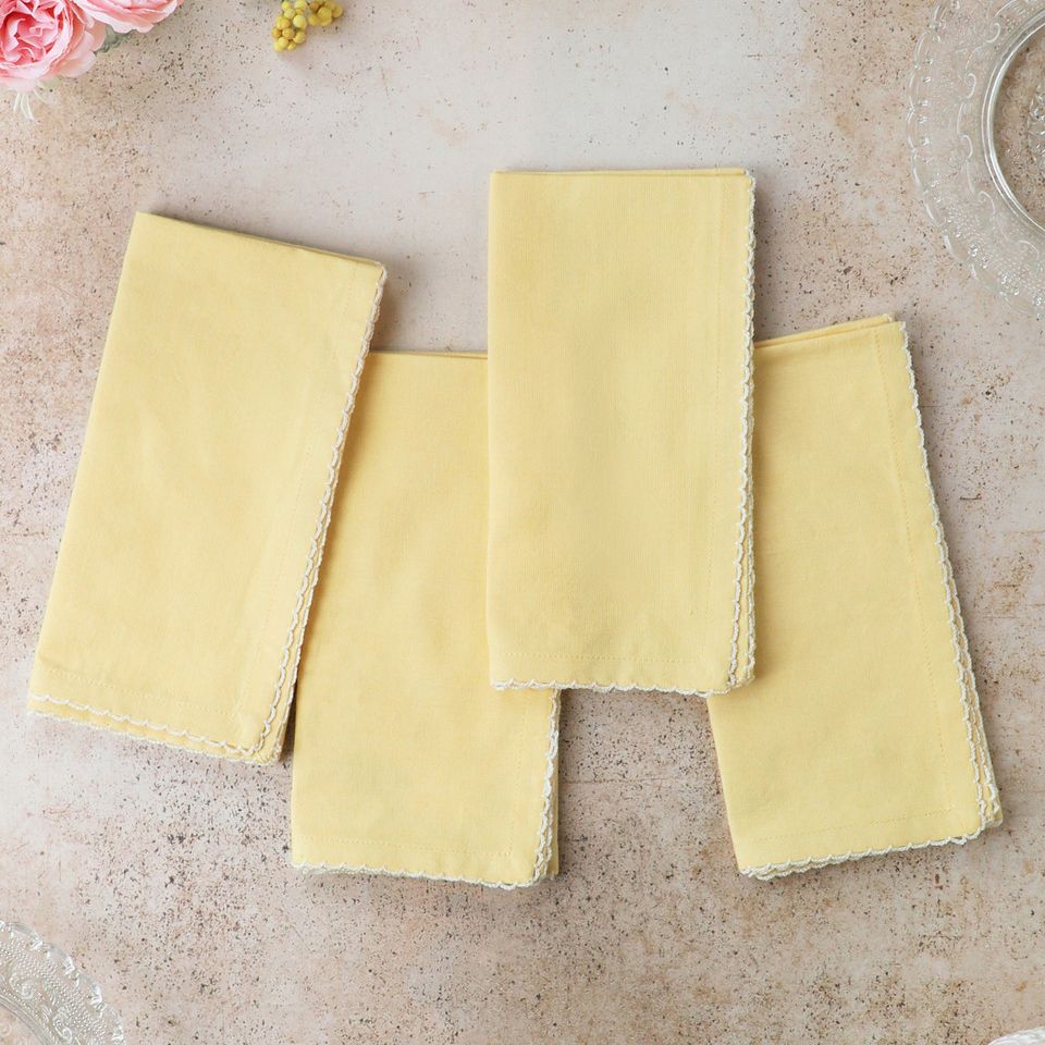 April Cornell Yellow Cottage Napkins, set of 4