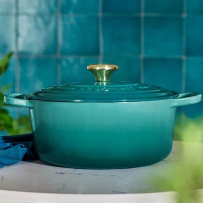 Le Creuset 5.5 quart Riviera Round Dutch Oven