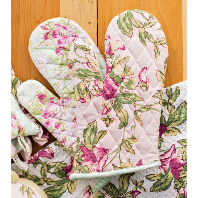 April Cornell Sweet Pea Patchwork Oven Mitts, set of 2