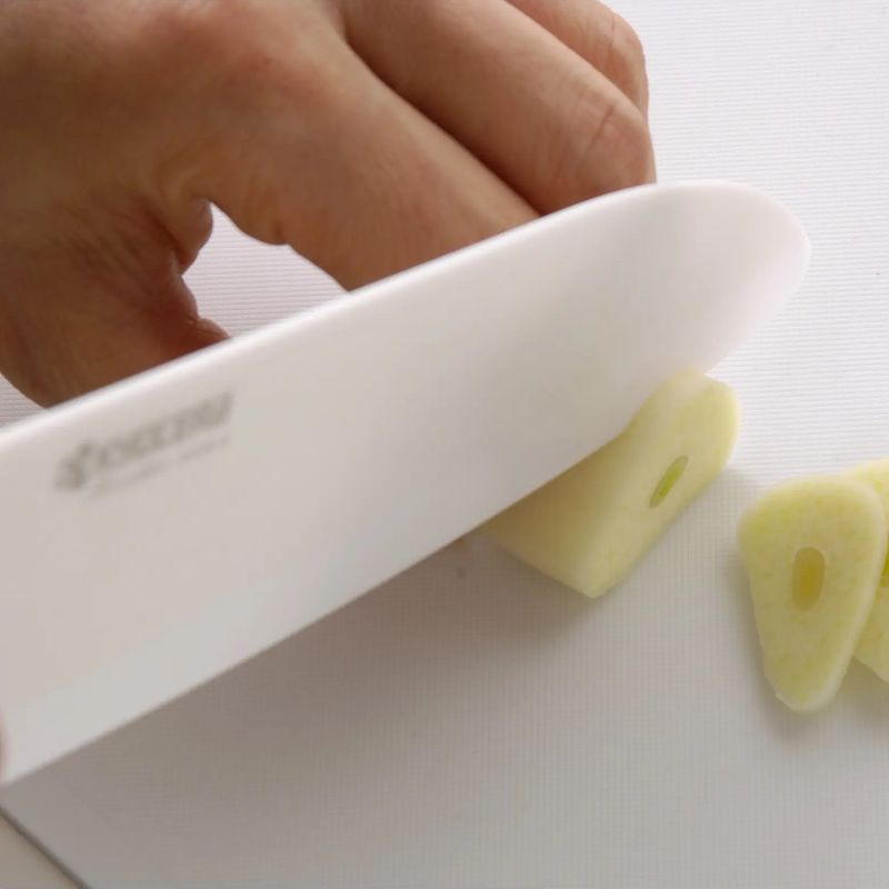 Kyocera Red Ceramic Santoku Knife