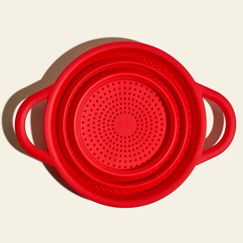 Get It Right Red Collapsible Colander