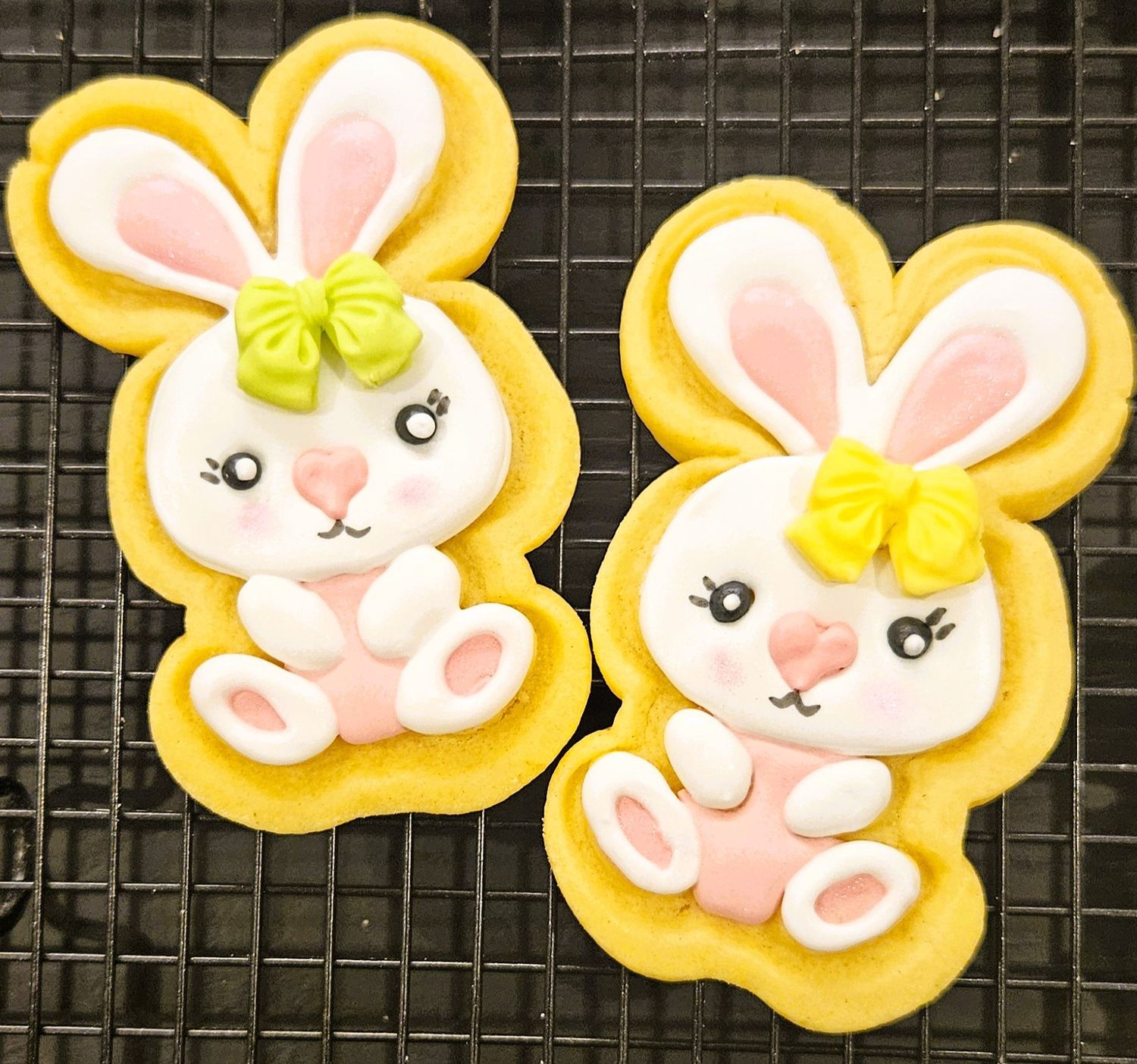 Bunny with Bow Vanilla Cookie