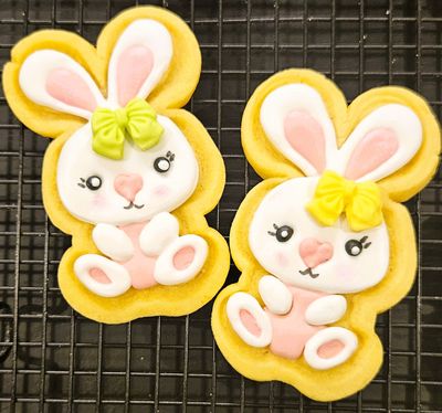 Bunny with Bow Vanilla Cookie