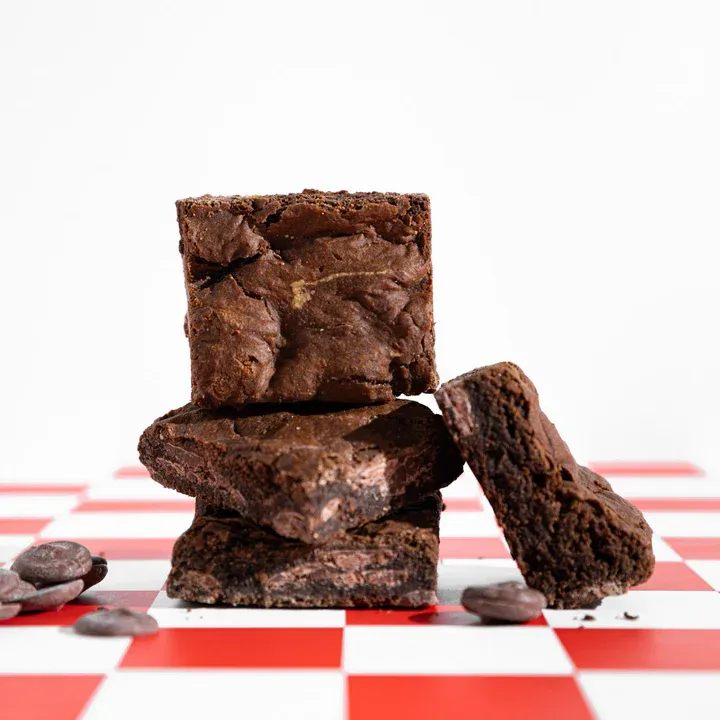 Sensationally Plain Brownie