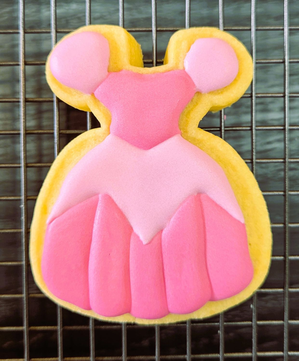 Princess Dress Vanilla Cookie / Pink Princess