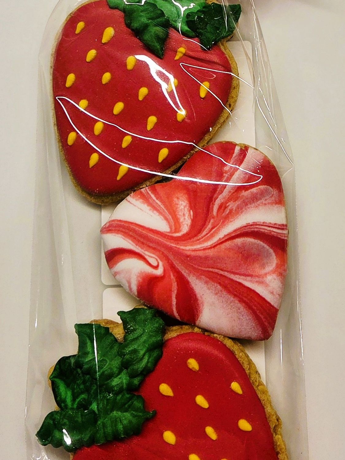 Strawberry  infused Cookies 3pk