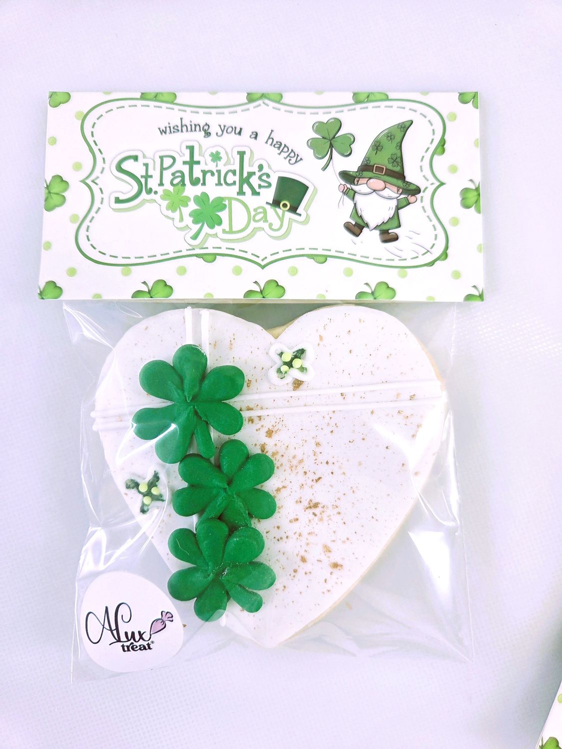 St. Patricks Speckled Heart Vanilla Cookie