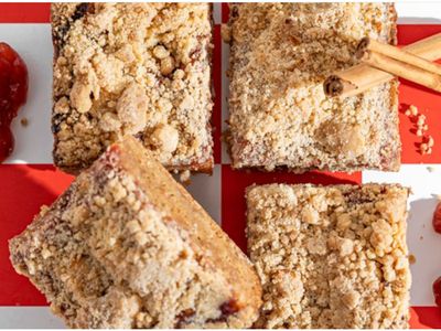 Apple Crumble Blondie