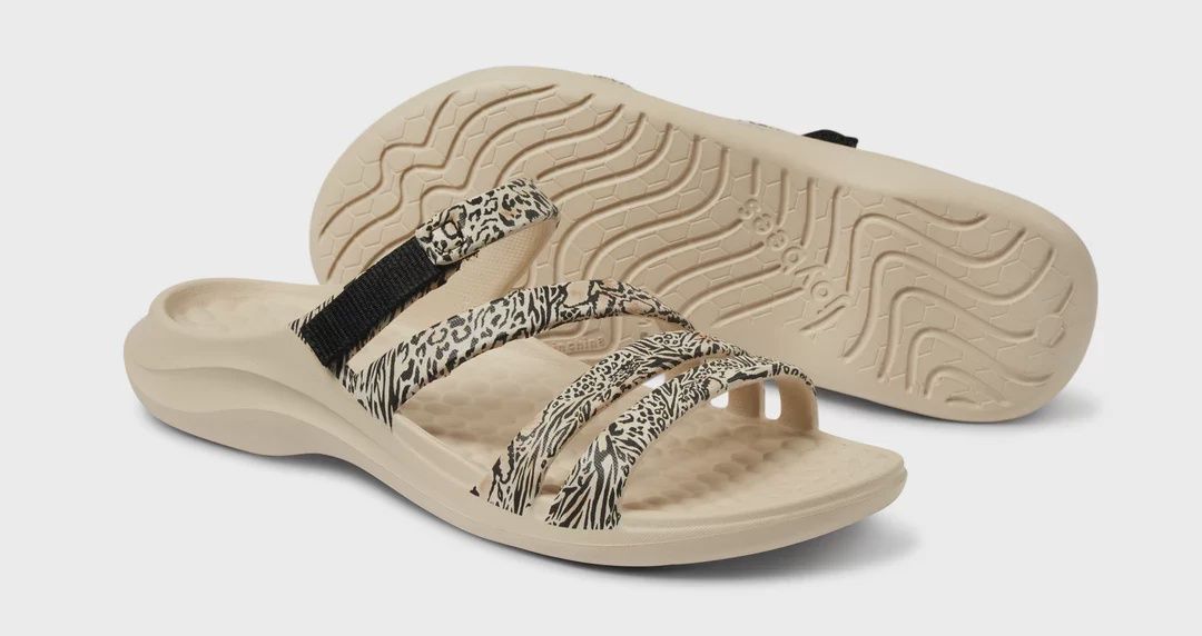 JOYBEES WOMEN&#39;S LAKESHORE SANDAL - GRAPHIC SAFARI, Size: 7