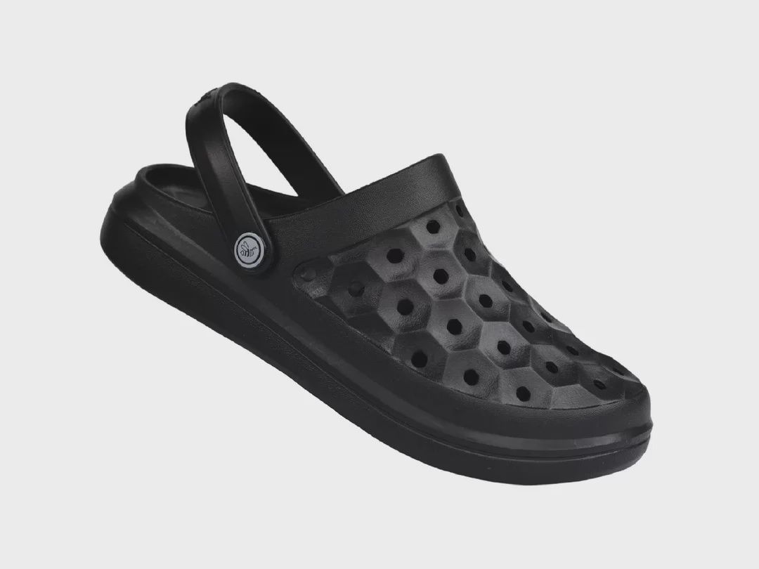JOYBEES WOMEN&#39;S VARSITY CLOG - BLACK, Size: 8