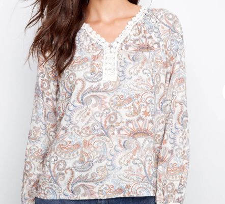 WOMEN'S CHARLIE B PRINTED RAGLAN LONG SLEEVE BLOUSE