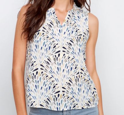 WOMEN'S CHARLIE B PRINTED SLEEVELESS BLOUSE WITH RUFFLE