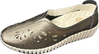 LITTLE EMPRESSES LEATHER SLIP ON, Colour: PEWTER, Size: 36