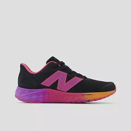 NEW BALANCE KIDS GPARING4 FRESH FOAM ARISHI, Colour: BLACK WITH PASSION FRUIT AND DRAGON BERRY, Size: 3.5, Width: WIDE